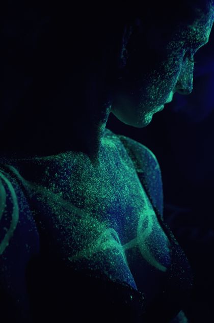 Tanya_Fluorescent (4).jpg